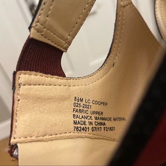 3/$15 Classy Geometric Pumps - Picture 7 of 8